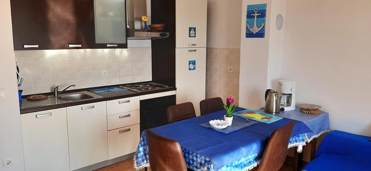 Apartment Rb Omišalj Εξωτερικό φωτογραφία