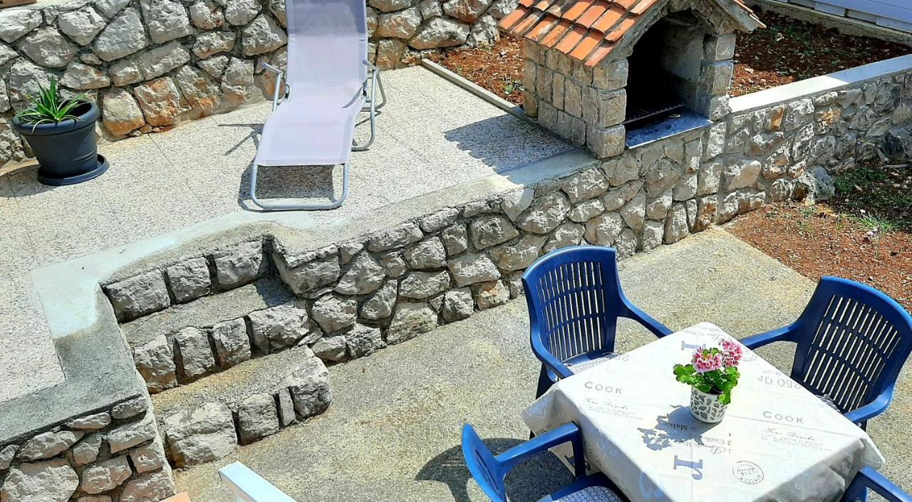 Apartment Rb Omišalj Εξωτερικό φωτογραφία