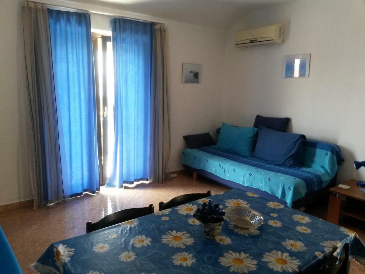 Apartment Rb Omišalj Εξωτερικό φωτογραφία