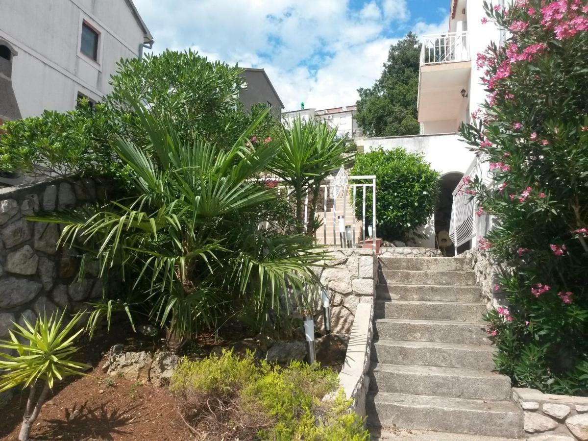 Apartment Rb Omišalj Εξωτερικό φωτογραφία
